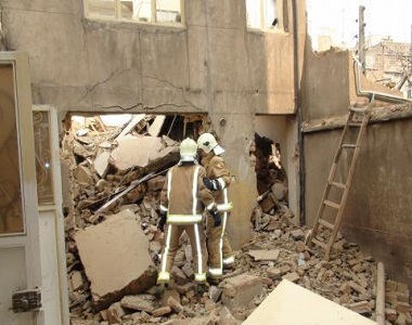 Two workers fall into the elevator shaft