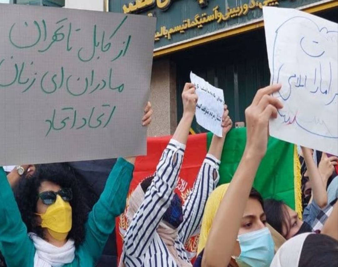 At Least Four Civil Activists Detained for Several Hours Following a Protest Rally in Tehran